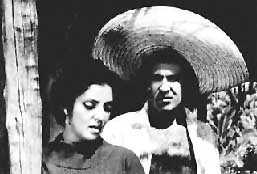 Katy Jurado y Manuel Capetillo en Y Dios la llamó tierra