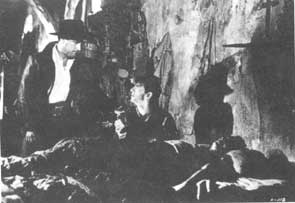 Joaquín Cordero y Alejandro Parodi en escena de Fugitivos (Dir. Fernando Méndez, 1955)