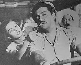 Lilia Prado y Luis Aceves Castañeda en Subida al cielo