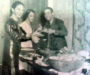 Duquesa Olga con Elisa Robles y José Bohr