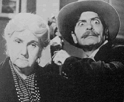 Sara García y José Jasso en Ruletero a toda Máquina