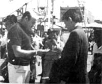 Sergio Vejar da indicaciones a Alejandro Parodi en la filmación de Volantín